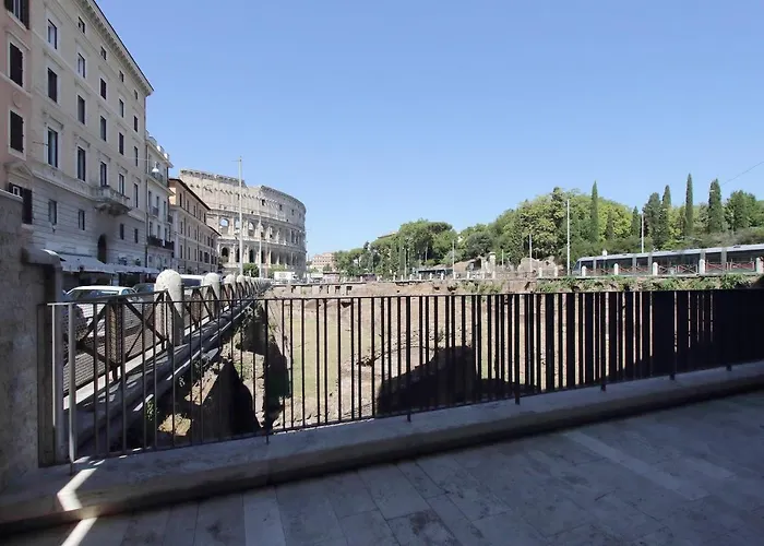 Luxury Domus 1 *